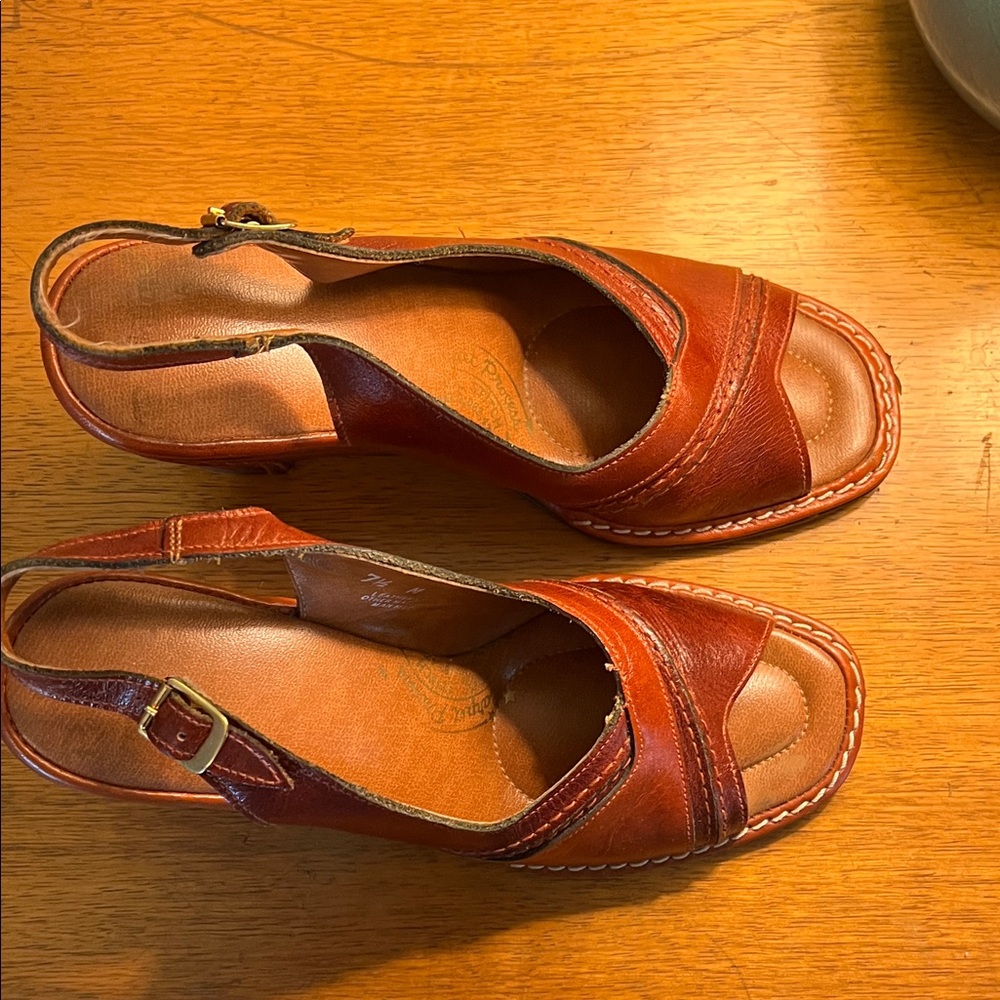 Open-Toe Slingback Sandals in Red - Picture 7 of 12
